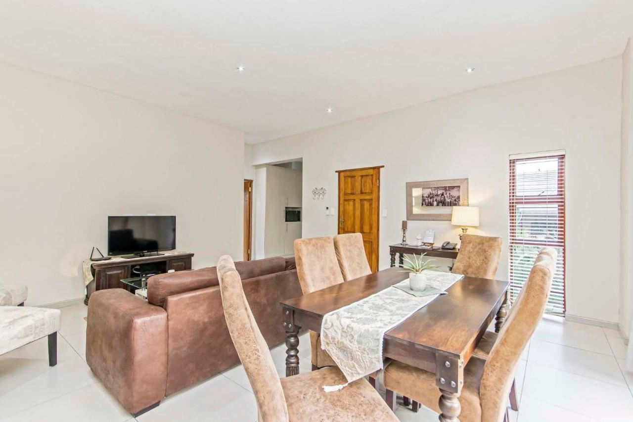 Dunton Guest House Γιοχάνεσμπουργκ Εξωτερικό φωτογραφία