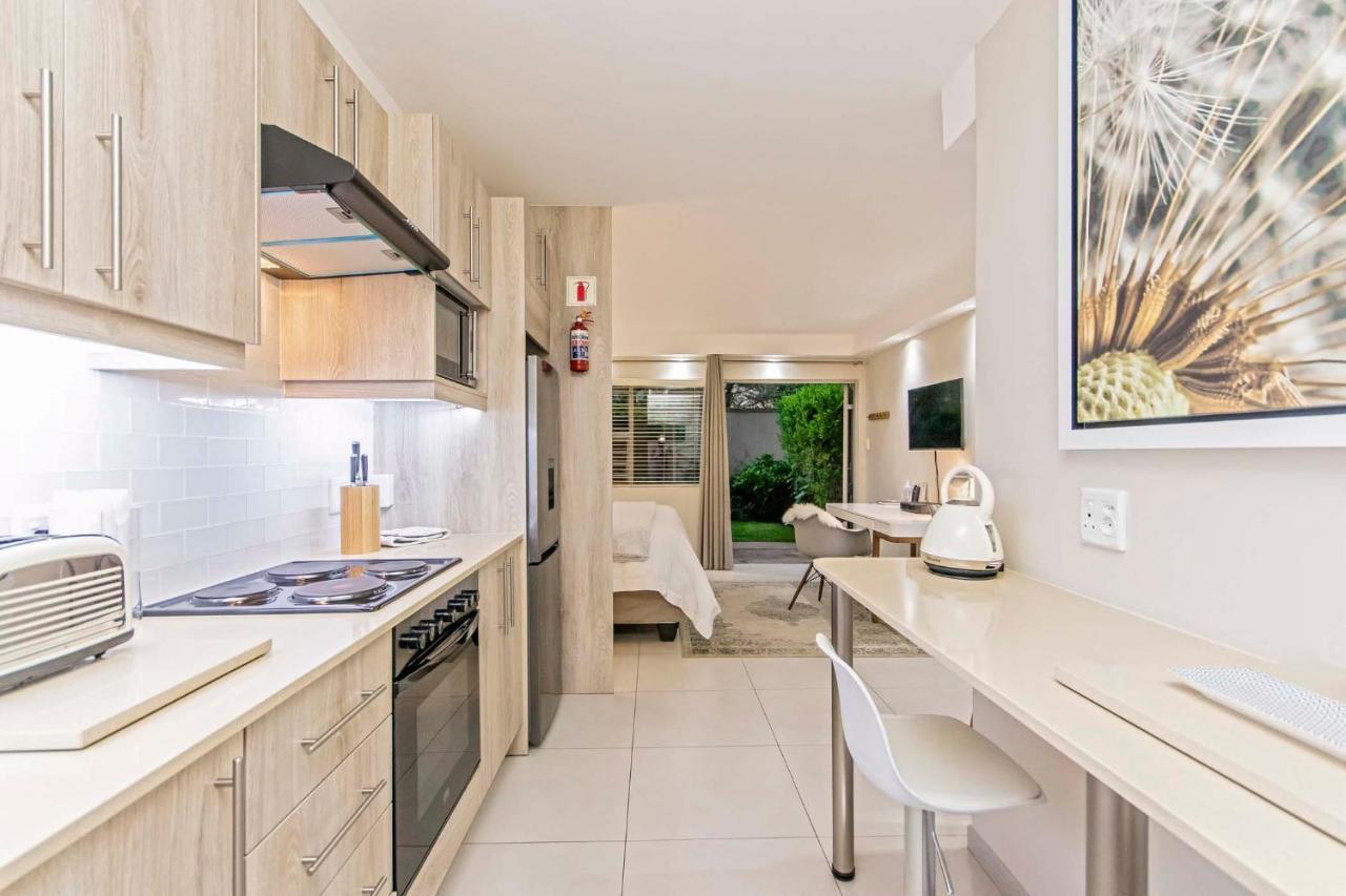Dunton Guest House Γιοχάνεσμπουργκ Εξωτερικό φωτογραφία