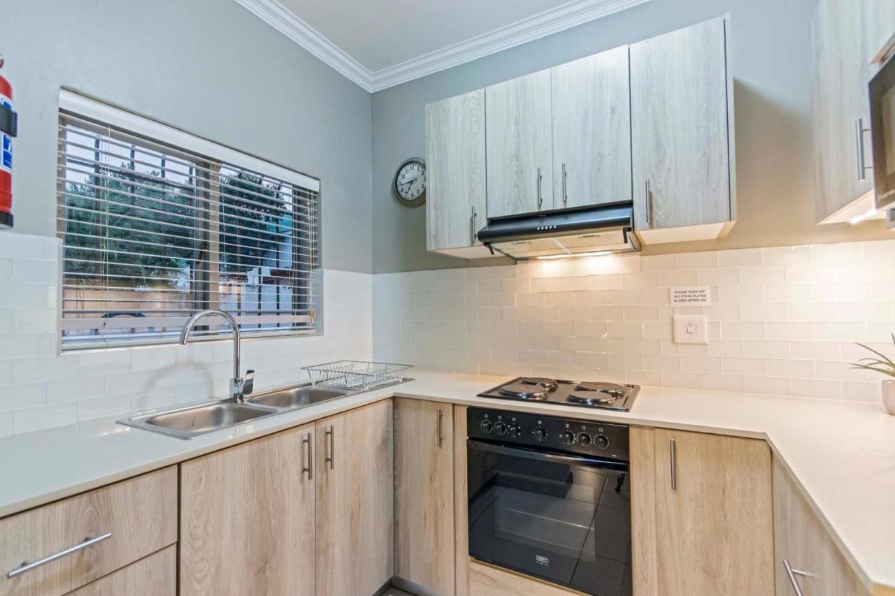 Dunton Guest House Γιοχάνεσμπουργκ Εξωτερικό φωτογραφία